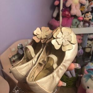 Cat&Jack flower flats